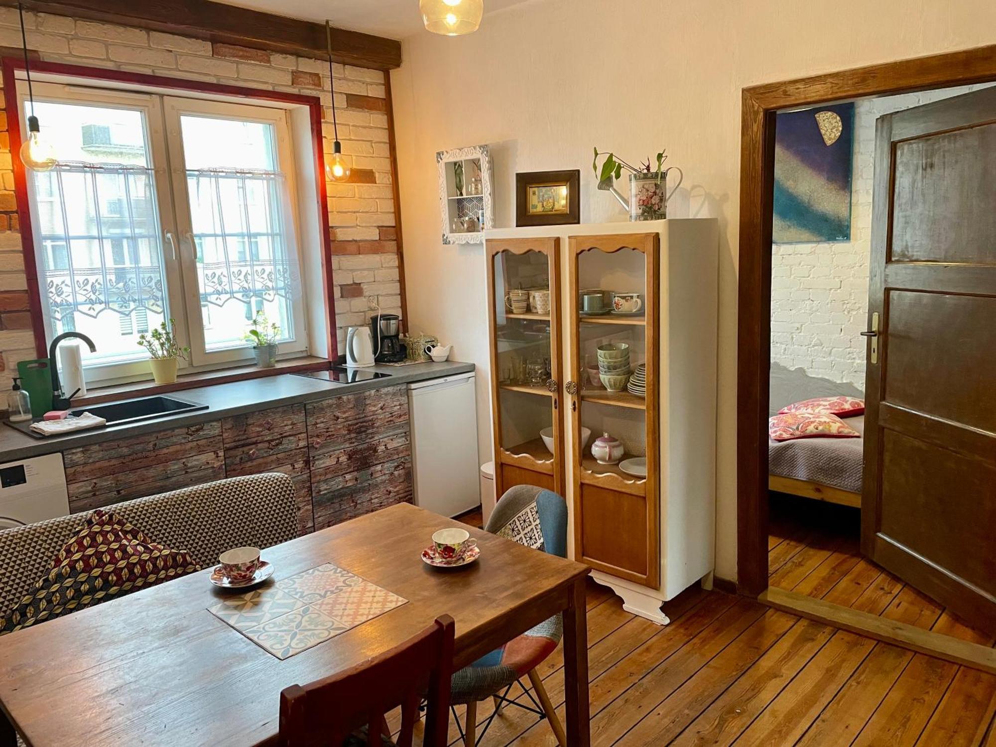 Apartament Do Zobaczenia Olsztyn Miejsce Nieidealne Buitenkant foto