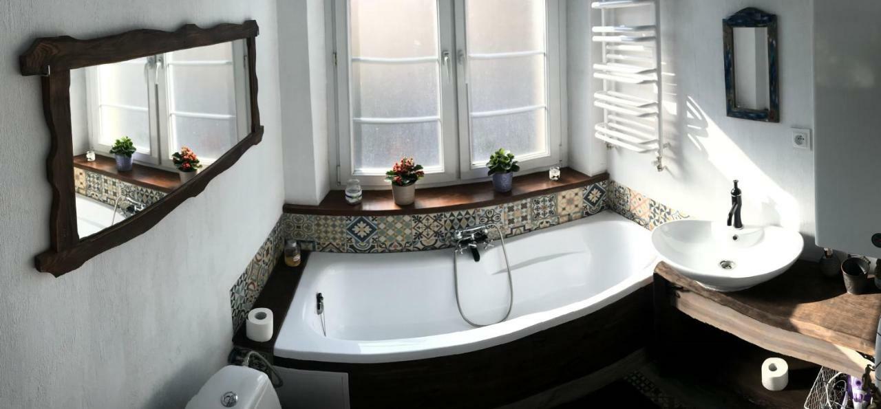 Apartament Do Zobaczenia Olsztyn Miejsce Nieidealne Buitenkant foto