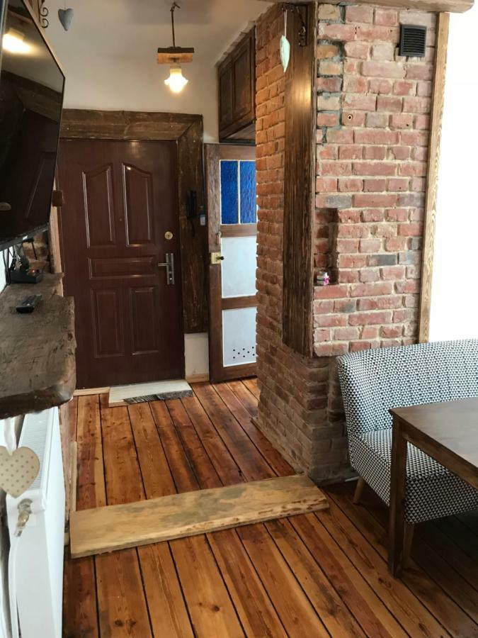Apartament Do Zobaczenia Olsztyn Miejsce Nieidealne Buitenkant foto
