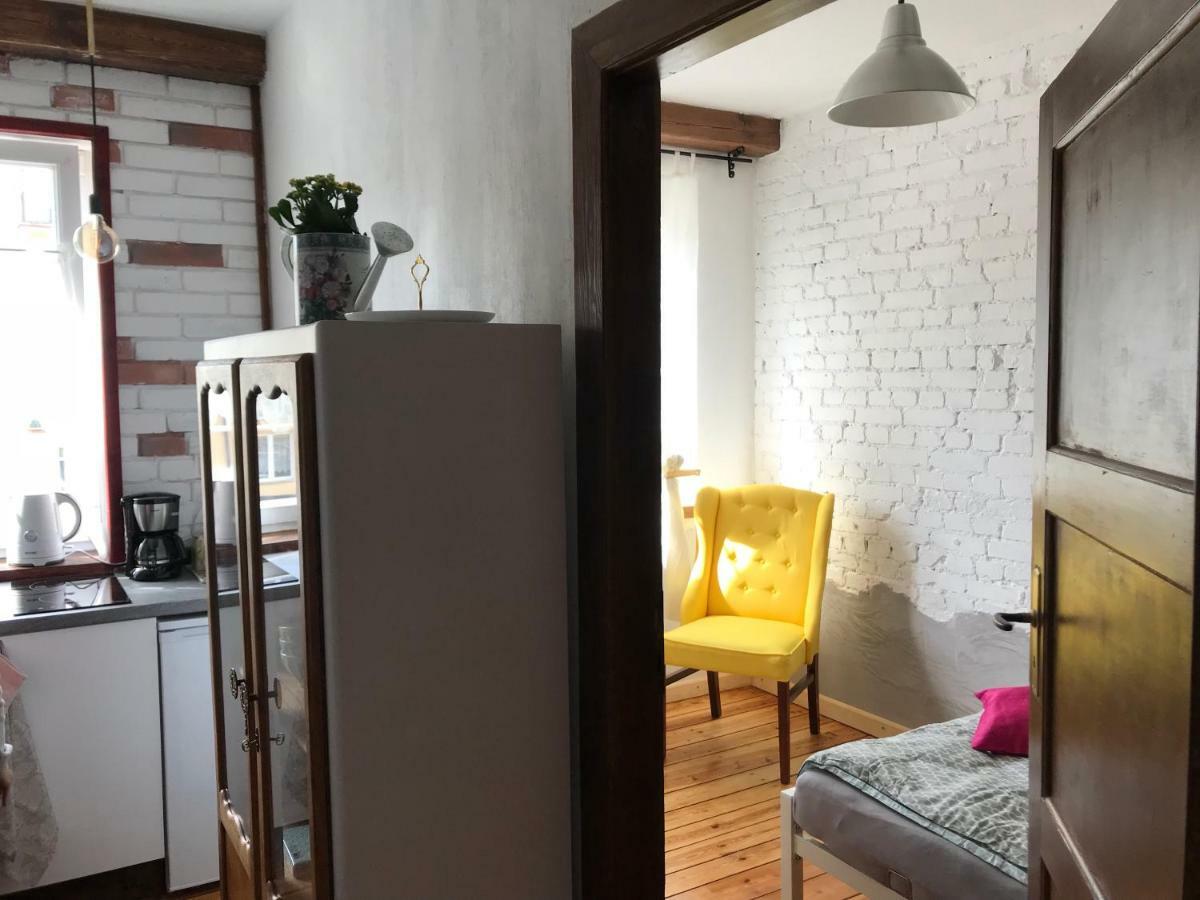 Apartament Do Zobaczenia Olsztyn Miejsce Nieidealne Buitenkant foto