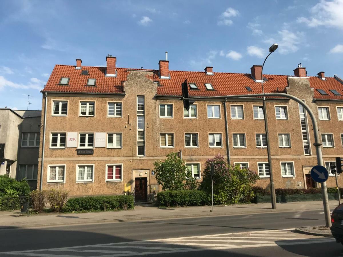 Apartament Do Zobaczenia Olsztyn Miejsce Nieidealne Buitenkant foto
