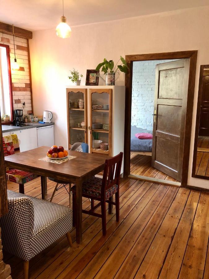 Apartament Do Zobaczenia Olsztyn Miejsce Nieidealne Buitenkant foto